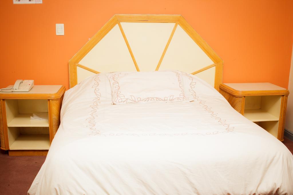 Guidi Hotel Linares Kültér fotó